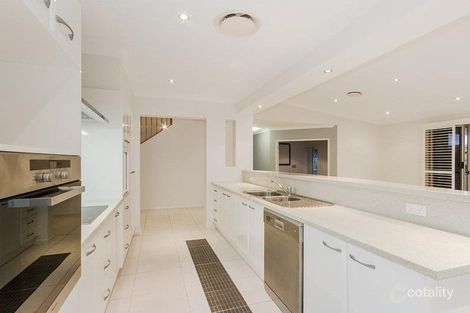 Property photo of 8 Gilgandra Close Reedy Creek QLD 4227