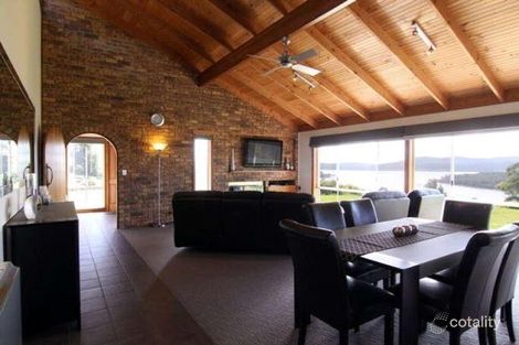 Property photo of 8 Lanena Crescent Lanena TAS 7275
