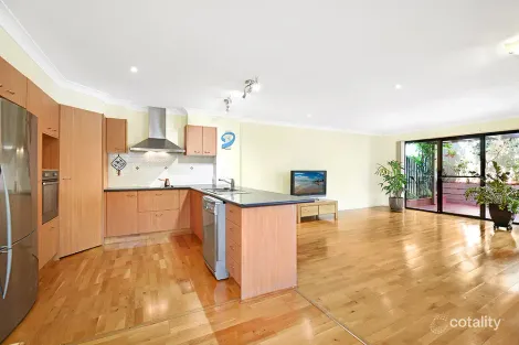 Property photo of 2/20 Harley Street Labrador QLD 4215