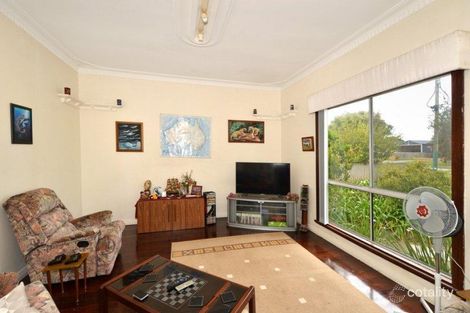Property photo of 16 Katoomba Street Orana WA 6330