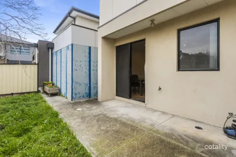 Property photo of 2/29 Howden Crescent Braybrook VIC 3019