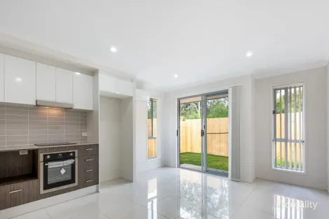 Property photo of 2/18 Soe Street Redbank QLD 4301
