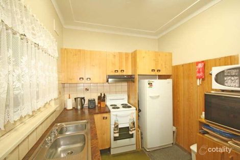 Property photo of 3 Alexander Crescent Macquarie Fields NSW 2564