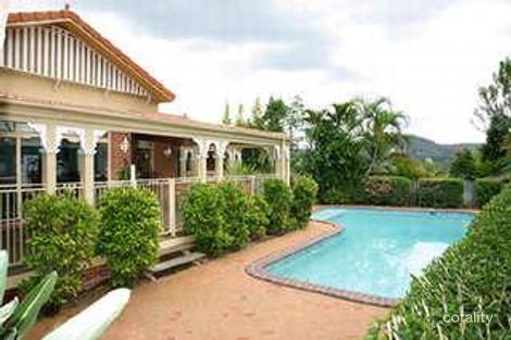 Property photo of 36 Drysdale Crescent Brookfield QLD 4069