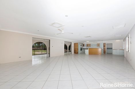 Property photo of 350-354 Bluewater Drive Bluewater QLD 4818
