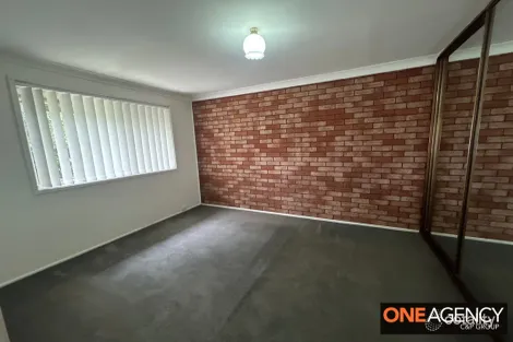 Property photo of 54 Fenton Crescent Minto NSW 2566