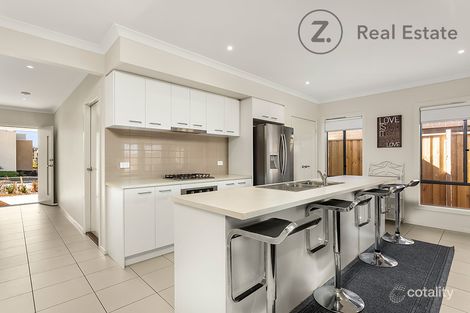 Property photo of 8 Blazon Drive Tarneit VIC 3029