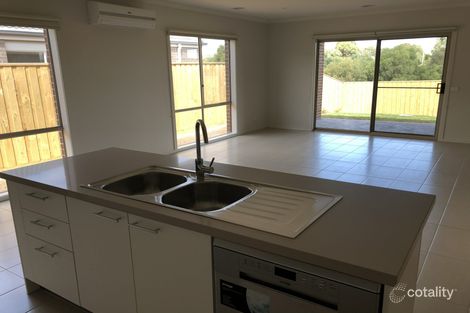 Property photo of 40 Newfields Drive Drysdale VIC 3222