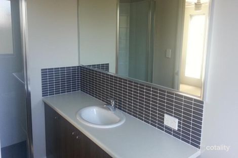 Property photo of 17 Runnymede Gate Wellard WA 6170