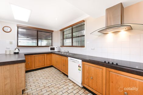 Property photo of 70 Semillon Crescent Eschol Park NSW 2558