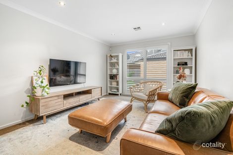 Property photo of 35 Walter Crocker Crescent Casey ACT 2913