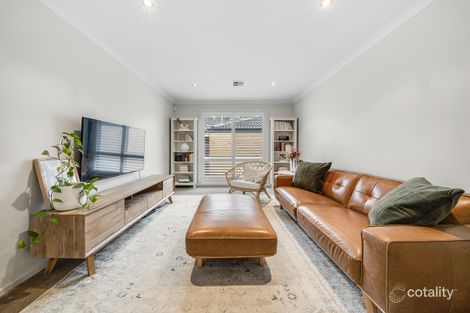 Property photo of 35 Walter Crocker Crescent Casey ACT 2913