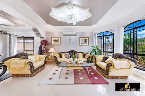 Property photo of 10 Booth Close Fairfield West NSW 2165