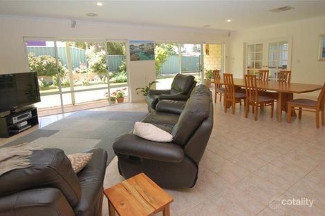 Property photo of 4 Capella Pass Warnbro WA 6169