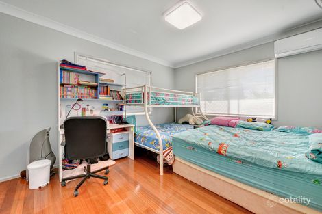 Property photo of 2 Hipper Street Oxley QLD 4075