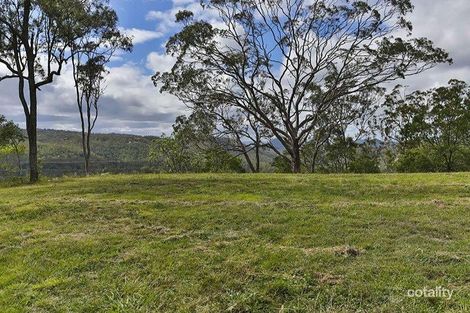 Property photo of 5 Oakhill Place Preston QLD 4352