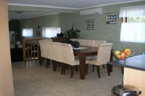 Property photo of 2 Roderigo Close Rosemeadow NSW 2560