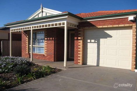 Property photo of 17 Ruby Place Werribee VIC 3030