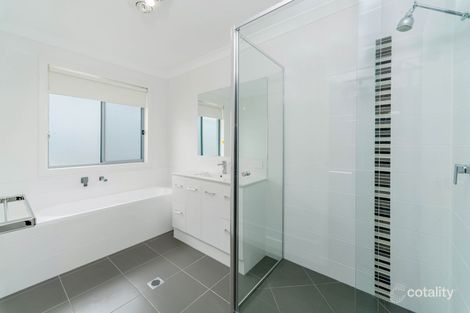 Property photo of 37 Whipbird Drive Ashby Heights NSW 2463