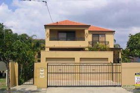 Property photo of 2/22 Robert Street Labrador QLD 4215