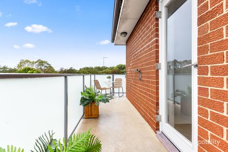 Property photo of 11/29 Westminster Avenue Dee Why NSW 2099