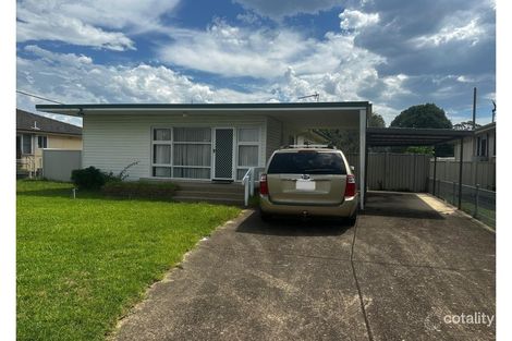 Property photo of 38 Wianamatta Drive Cartwright NSW 2168