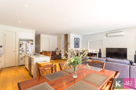 Property photo of 26 Edgeware Close Pakenham VIC 3810