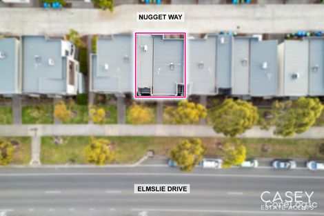 Property photo of 37 Nugget Way Cranbourne East VIC 3977