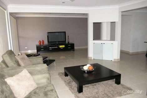 Property photo of 36 Hillview Parade Lurnea NSW 2170