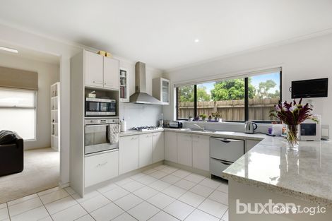 Property photo of 3 Vunabere Avenue Bentleigh VIC 3204