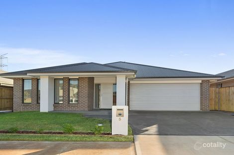 5 Paxton St, Gledswood Hills, NSW 2557