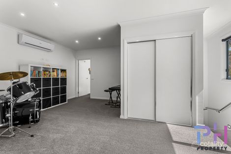 Property photo of 5 Moonah Court Eaglehawk VIC 3556