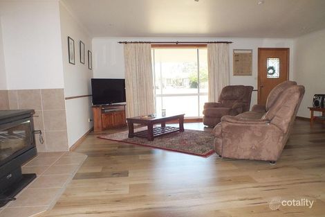 Property photo of 22-24 Scales Street Penshurst VIC 3289