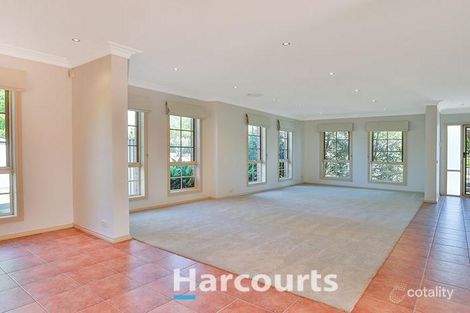 Property photo of 2 St Leonard Way Pakenham VIC 3810