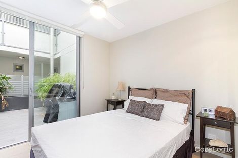 Property photo of 2/70 Love Street Bulimba QLD 4171