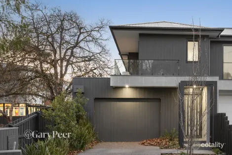 11 Vine Gr, Carnegie, VIC 3163