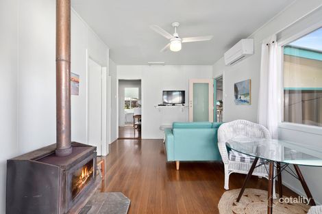 Property photo of 34 Schafer Street Red Rock NSW 2456