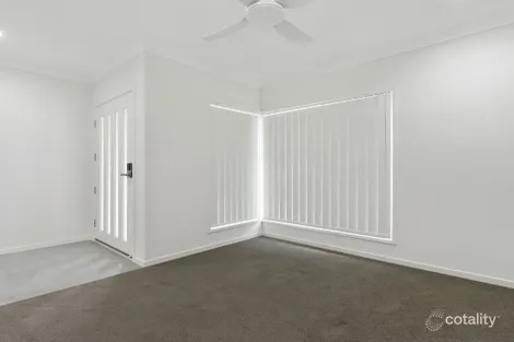 Property photo of 27 Dorrigo Street Yarrabilba QLD 4207