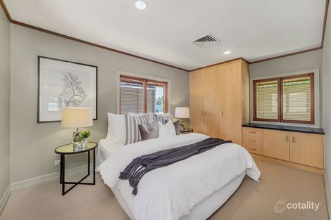 Property photo of 32 Gilgandra Street Indooroopilly QLD 4068