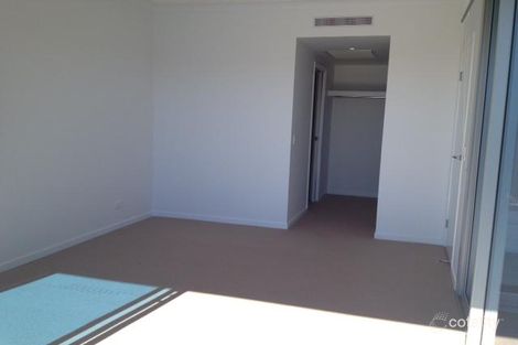 Property photo of 208/3 Compass Drive Biggera Waters QLD 4216