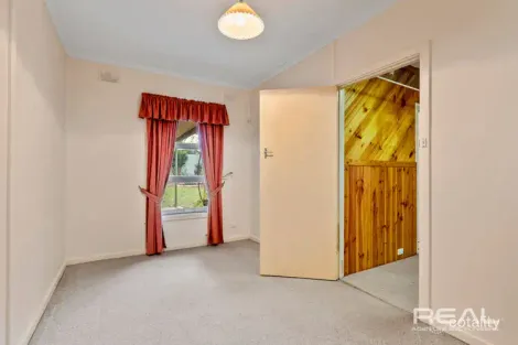Property photo of 9 Binderi Crescent Ingle Farm SA 5098