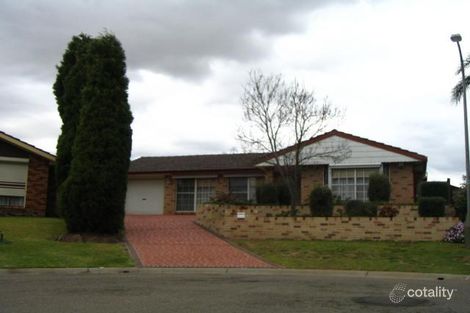 6 Newark Pl, St Clair, NSW 2759