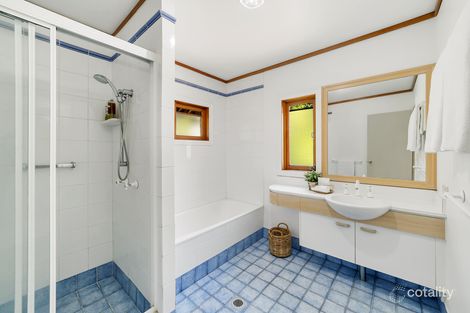 Property photo of 32 Gilgandra Street Indooroopilly QLD 4068