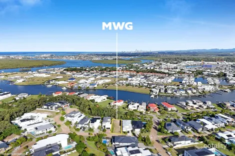 1874 Sawgrass Pl, Hope Island, QLD 4212