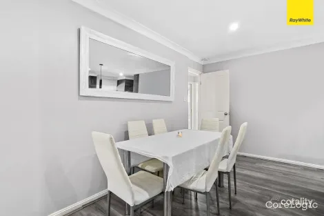 Property photo of 26 Bowerbird Crescent St Clair NSW 2759