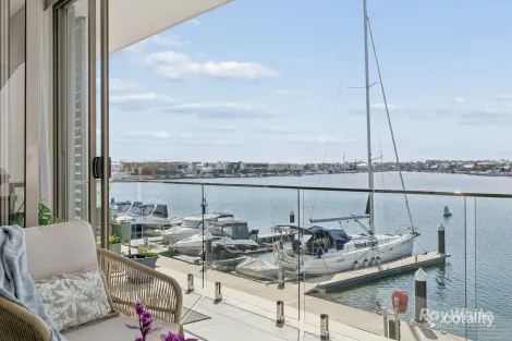 203/15 Aqua St, Newport, QLD 4020
