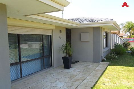 Property photo of 37 Burnside Way Waikiki WA 6169