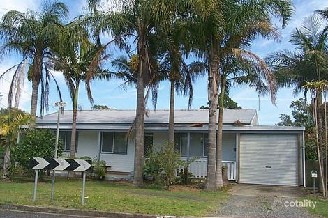 7 Sixteenth Ave, Sawtell, NSW 2452