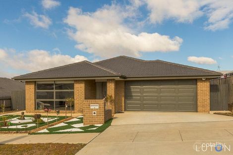 4 Huggins St, Bonner, ACT 2914