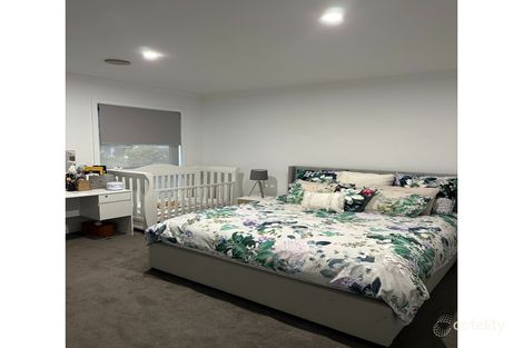 Property photo of 5 Saffron Circuit Baranduda VIC 3691